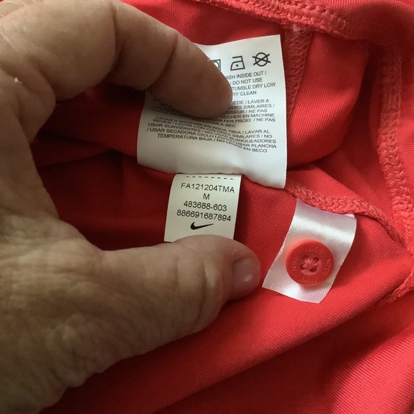 Nike Dri Fit Long Sleeved Red Button Up Turtleneck Golf Shirt, Size M - Picture 12 of 13